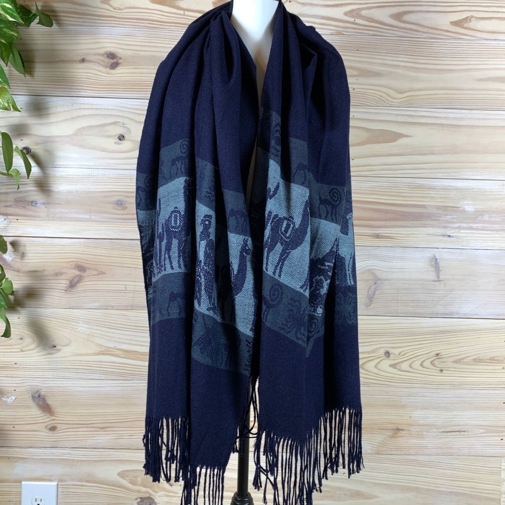 Peruvian Llama Scarf Unisex OS Navy Blue Nazca Line Fringed Shawl‎ Wrap
